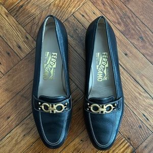 Salvatore Ferragamo Loafers, Size 8B EXCELLENT CONDITION